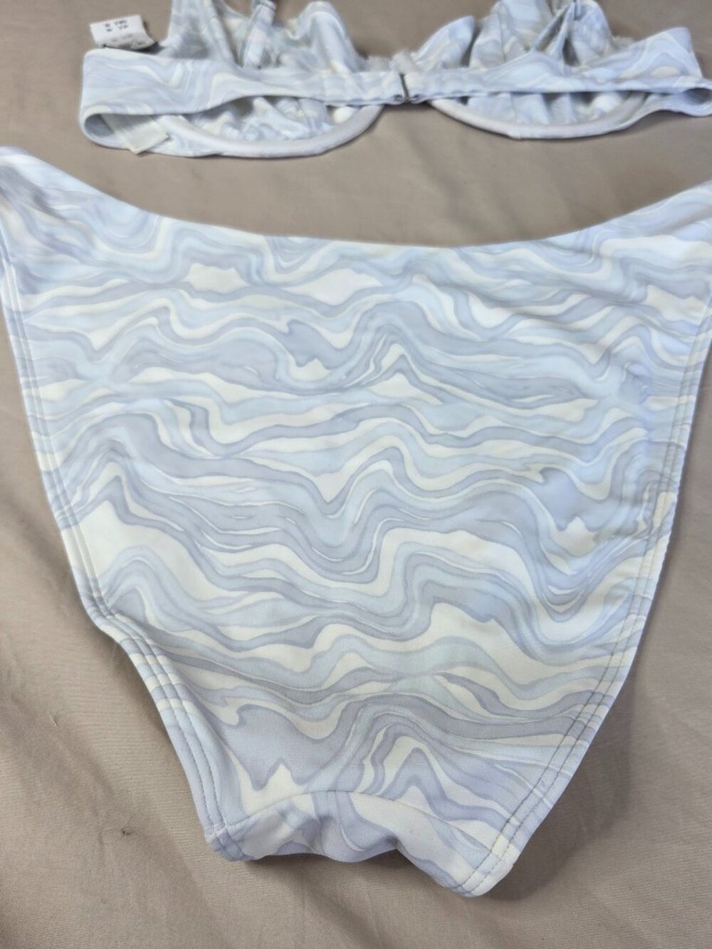 Abercrombie & Fitch NWT Bikini Set Wave Print Underwire Top + Moderate Bottom XL - Picture 6 of 15